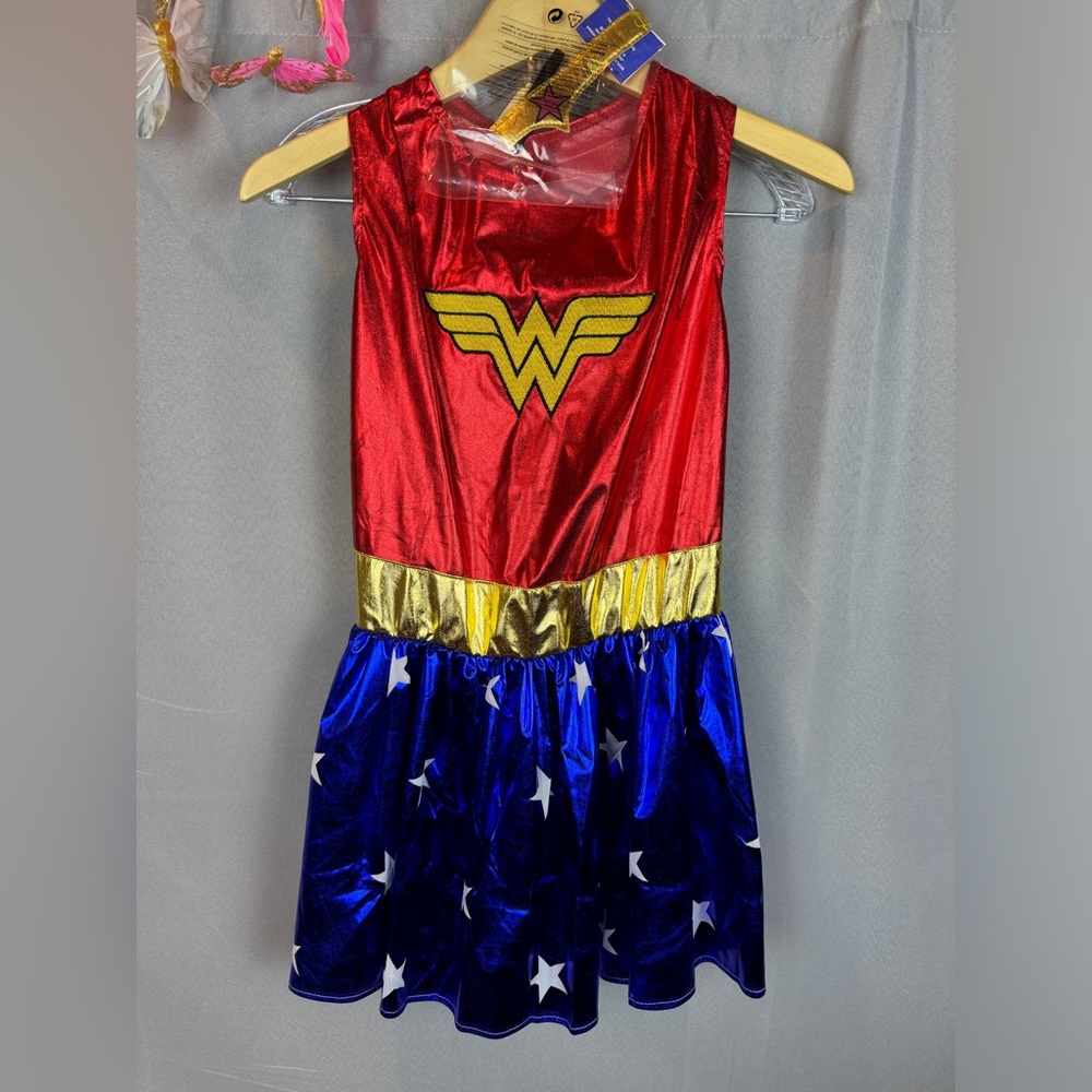 Child’s Wonder Woman Costume with headband- Sz Extra Large